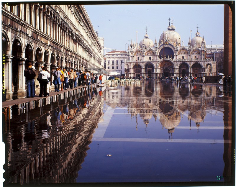 Venice
Original: Film Kodak, 4x5" 
Preview: digital camera

